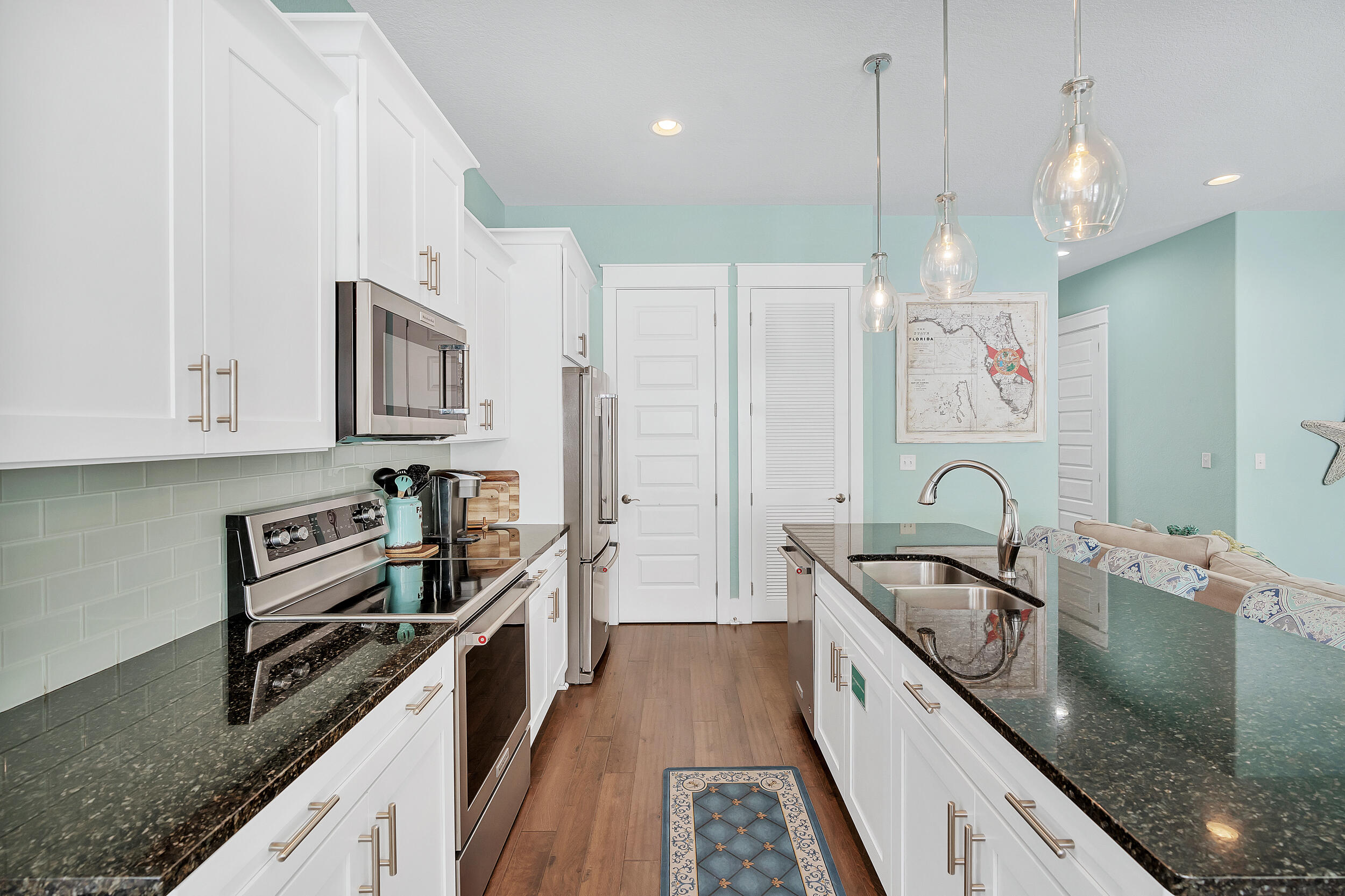 FRANGISTA BEACH 2ND ADDN - Residential