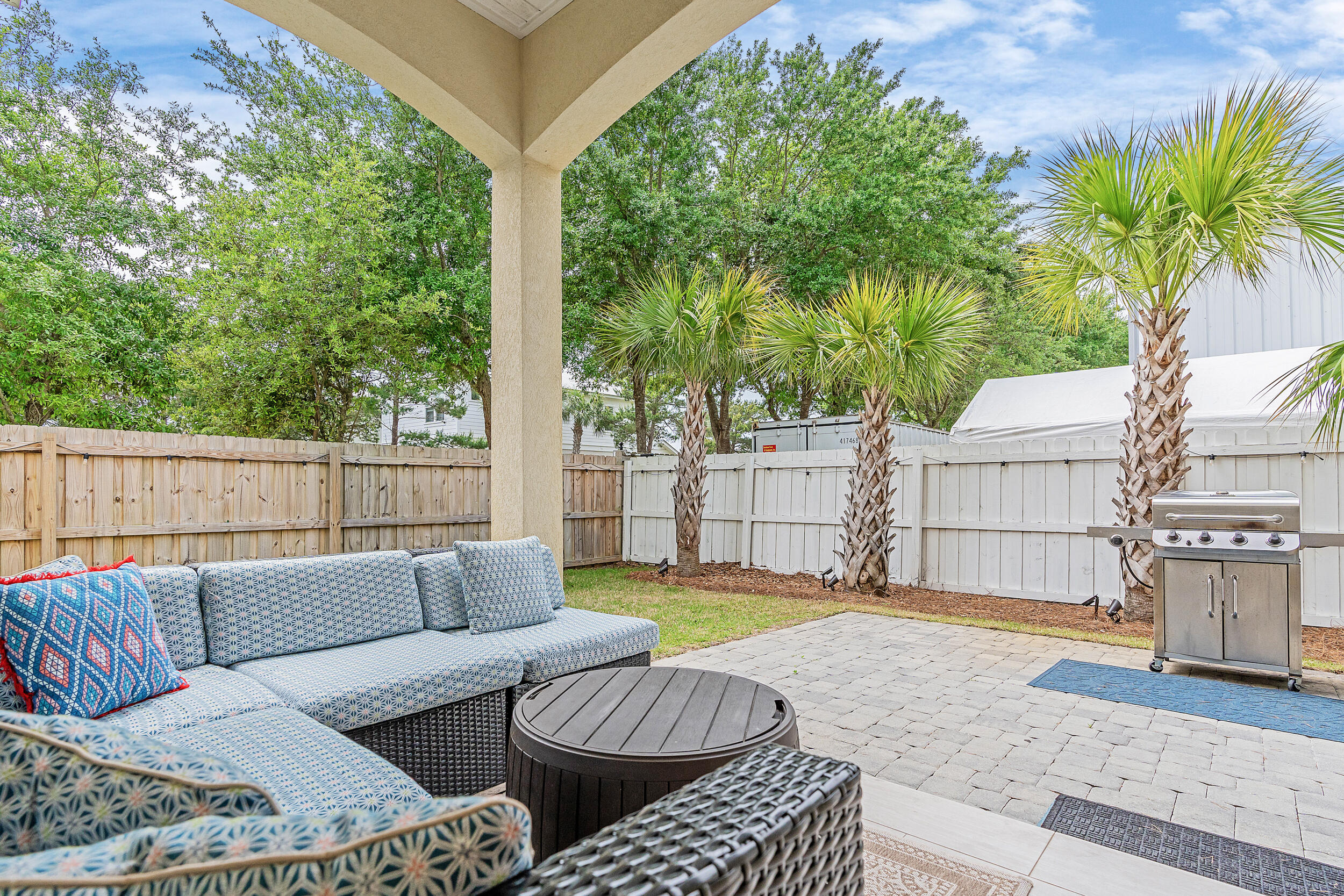 FRANGISTA BEACH 2ND ADDN - Residential