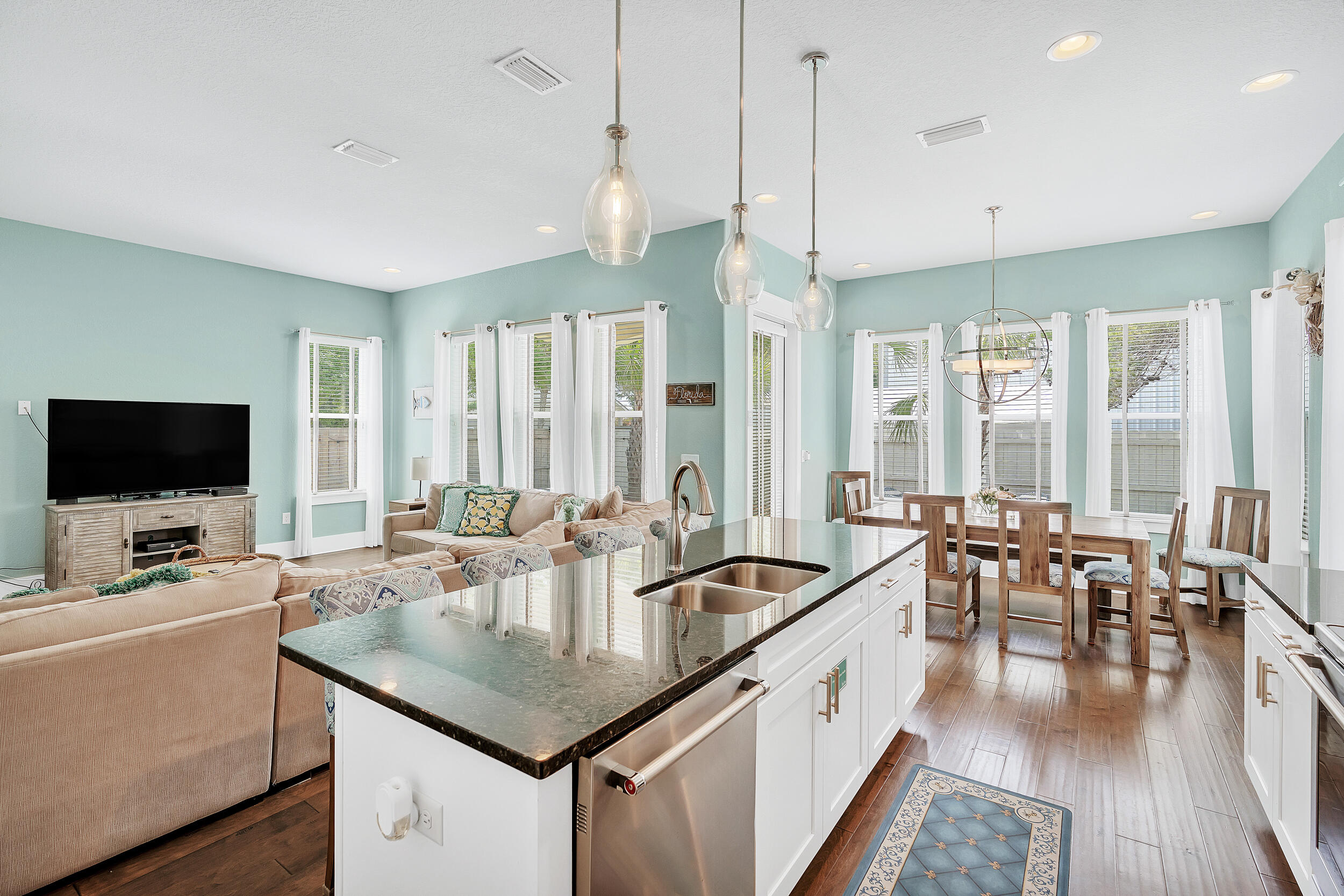 FRANGISTA BEACH 2ND ADDN - Residential