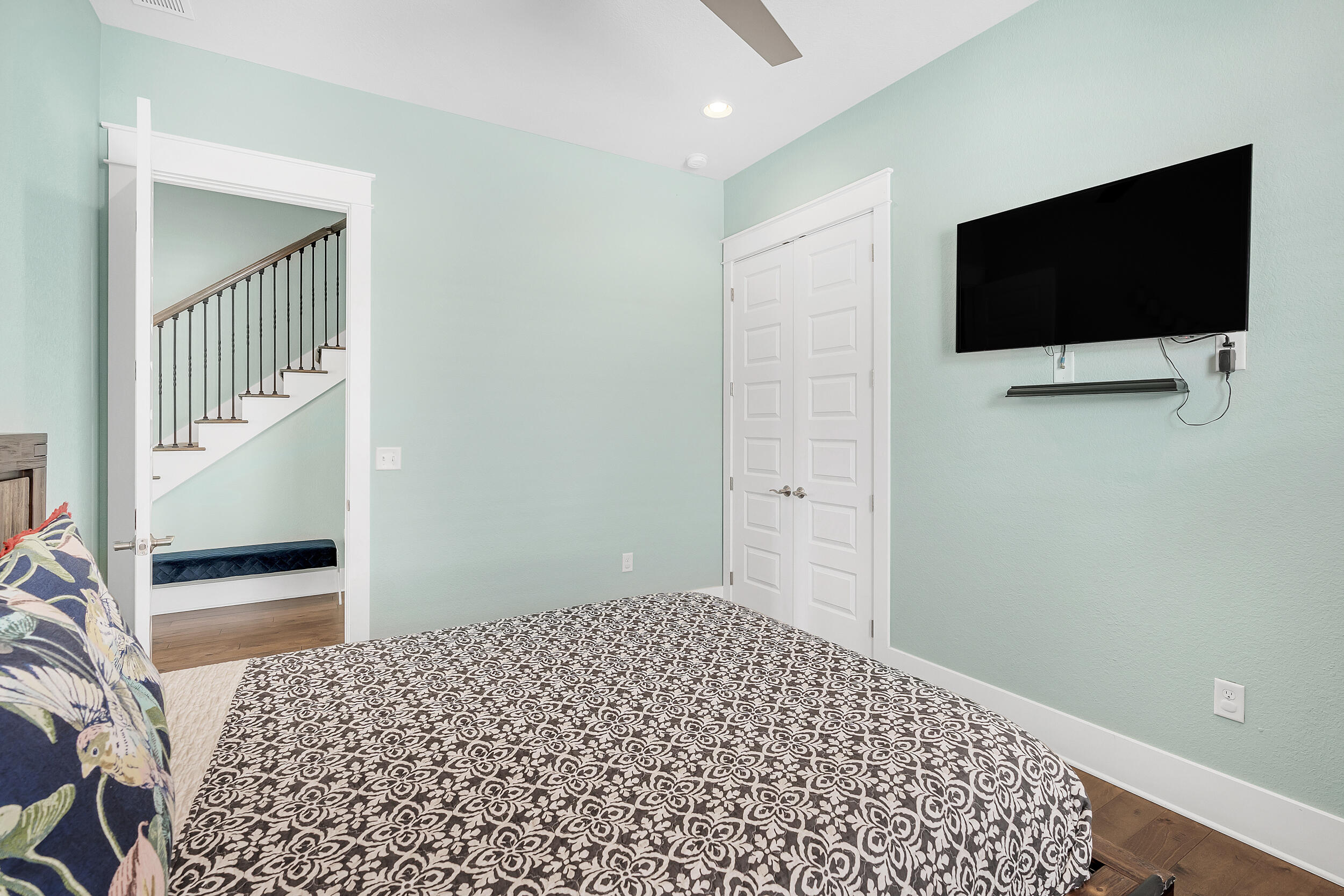 FRANGISTA BEACH 2ND ADDN - Residential