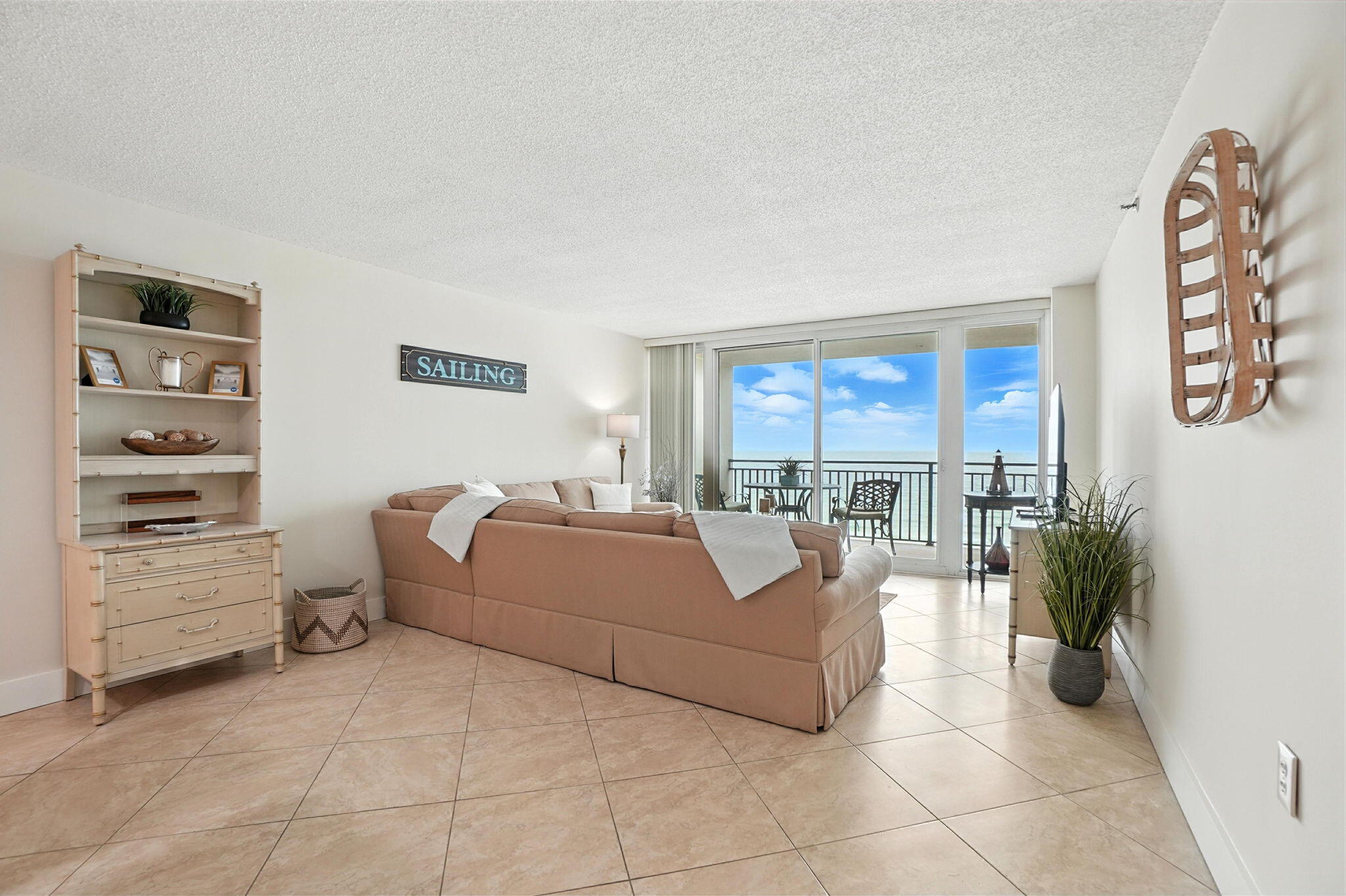 BREAKERS OF FWB PH 1 - Residential
