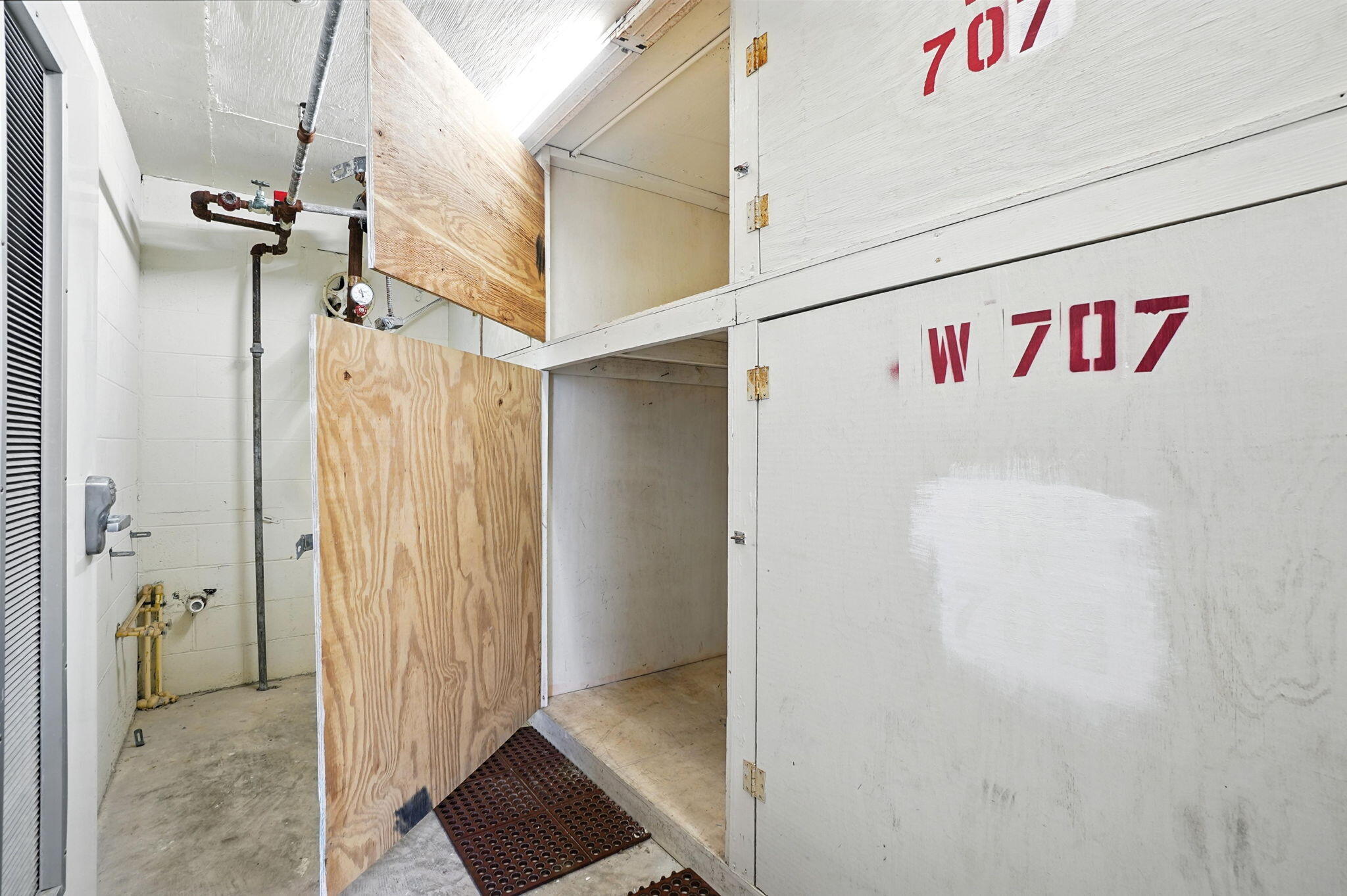 BREAKERS OF FWB PH 1 - Residential