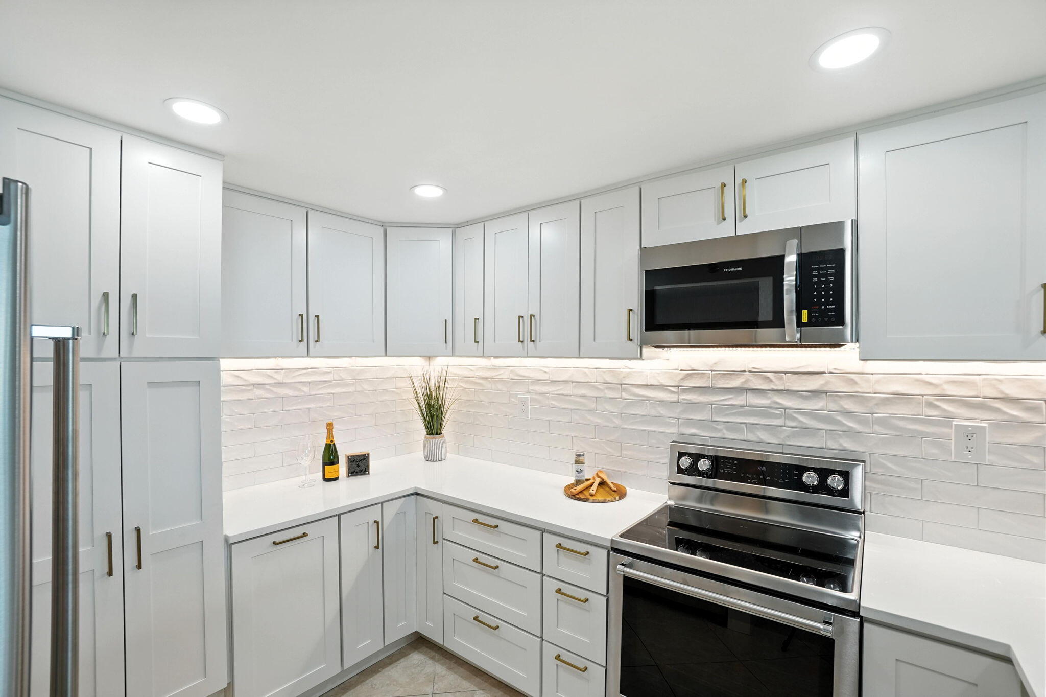 BREAKERS OF FWB PH 1 - Residential
