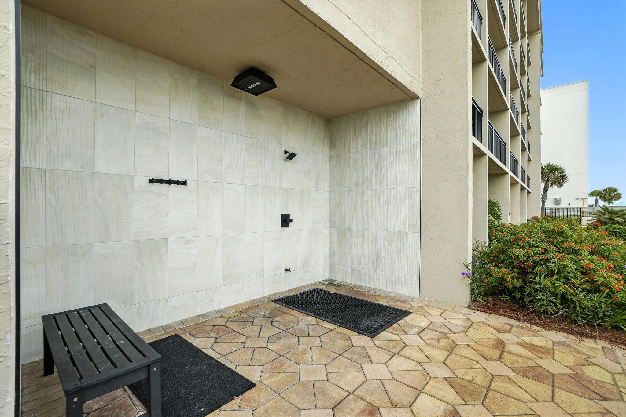 BREAKERS OF FWB PH 1 - Residential