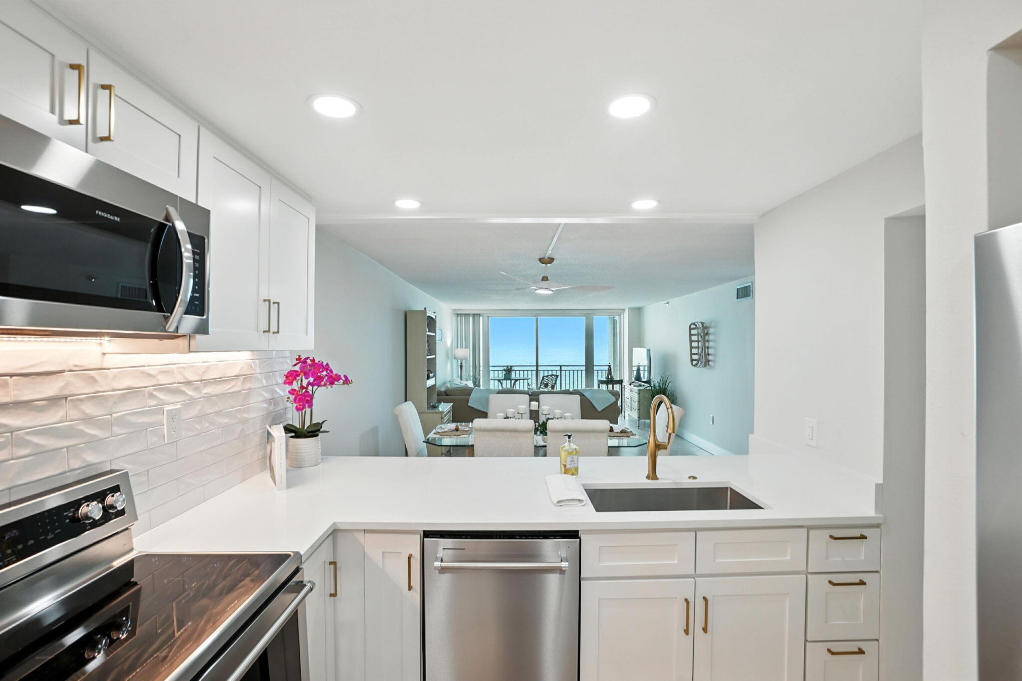 BREAKERS OF FWB PH 1 - Residential