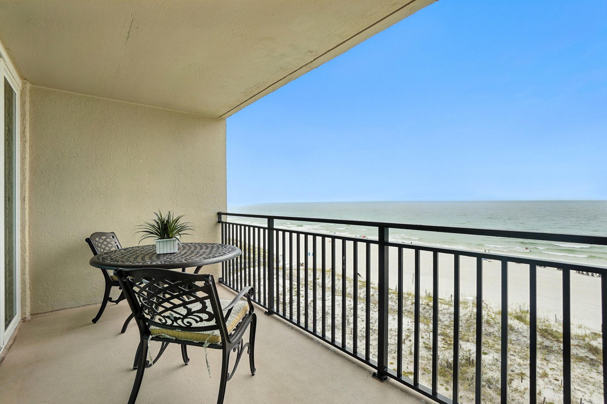 BREAKERS OF FWB PH 1 - Residential