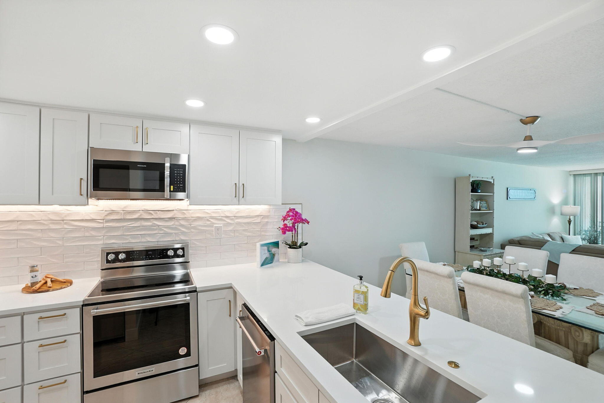 BREAKERS OF FWB PH 1 - Residential