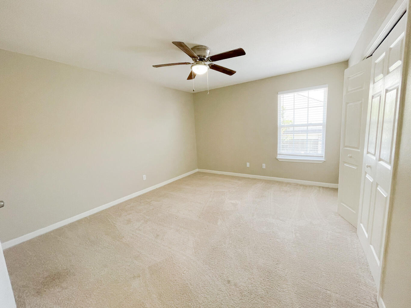 MIKSTAKEL - Residential Lease