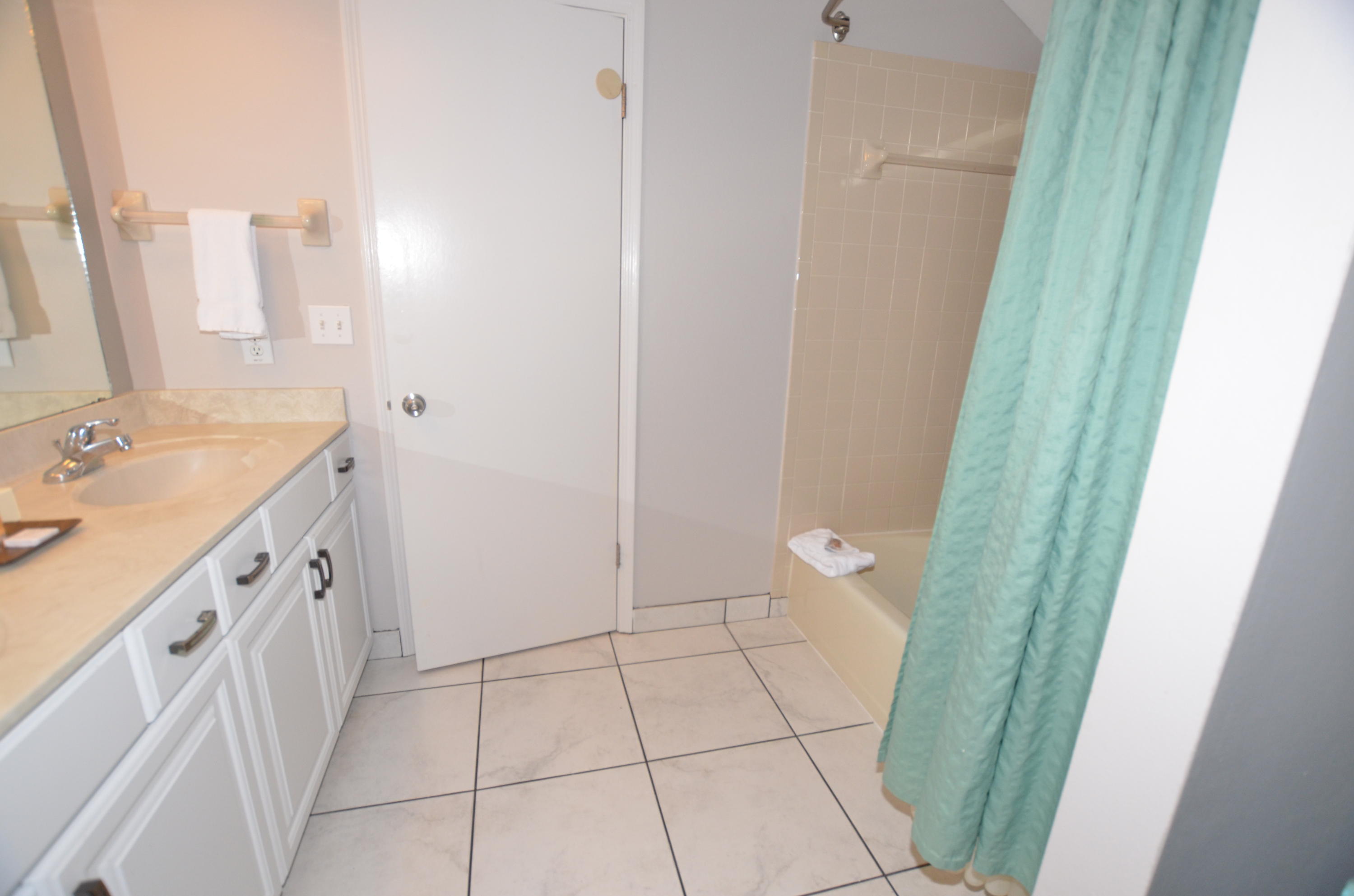 FAIRWAYS AT SANDESTIN PH 1 - Residential Lease