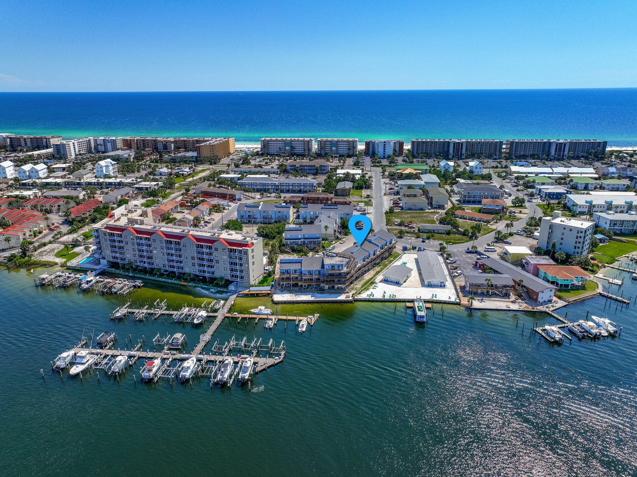 COMMODORES LANDING - Residential