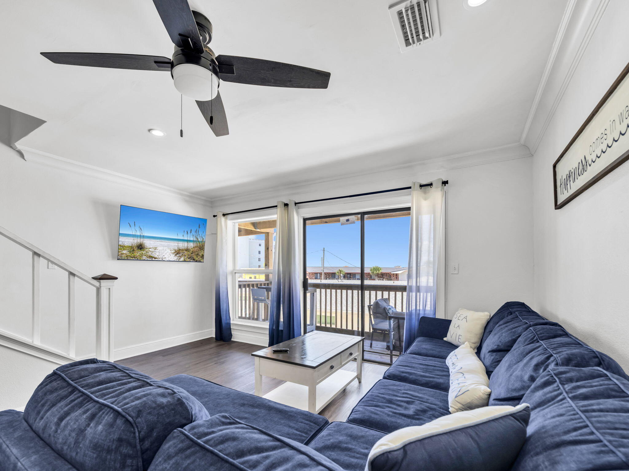 COMMODORES LANDING - Residential