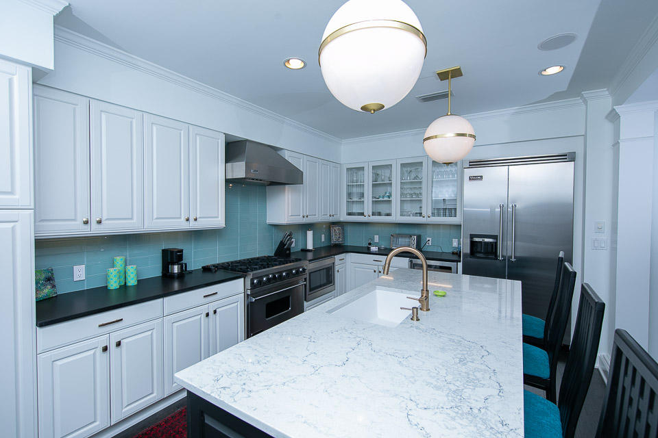 ONE WATER PLACE AT KELLY PLANTATION - Residential