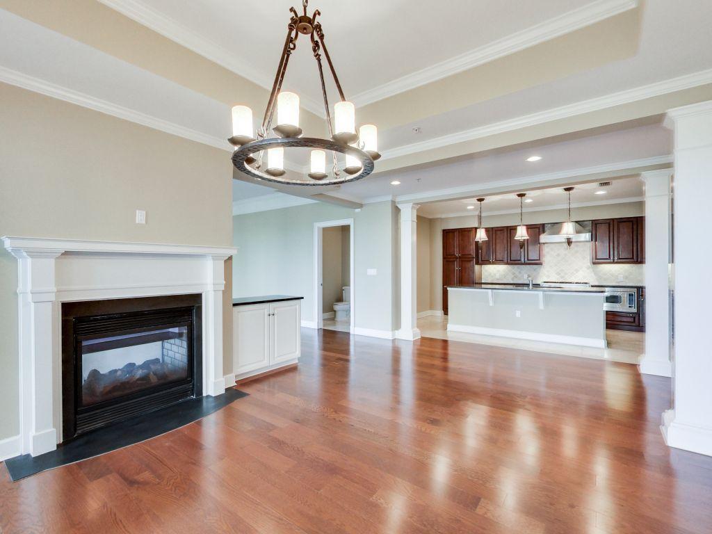 ONE WATER PLACE AT KELLY PLANTATION - Residential