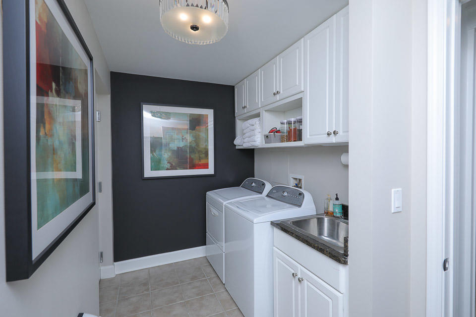 ONE WATER PLACE AT KELLY PLANTATION - Residential