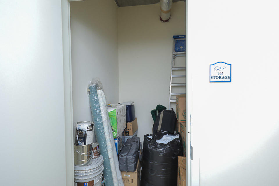 ONE WATER PLACE AT KELLY PLANTATION - Residential