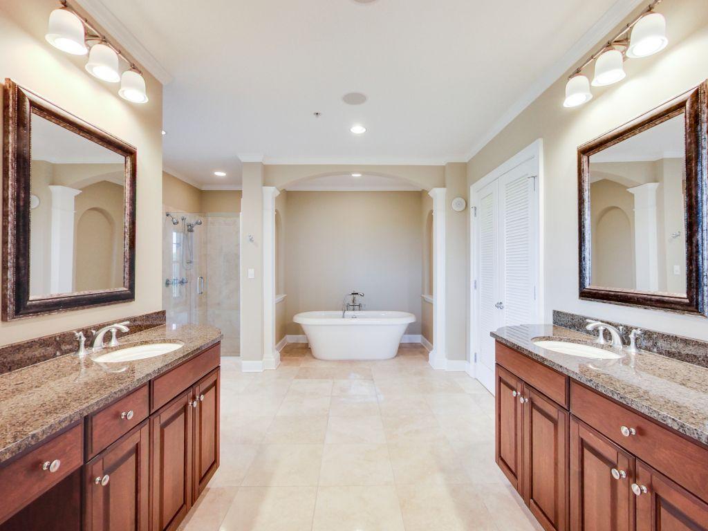 ONE WATER PLACE AT KELLY PLANTATION - Residential