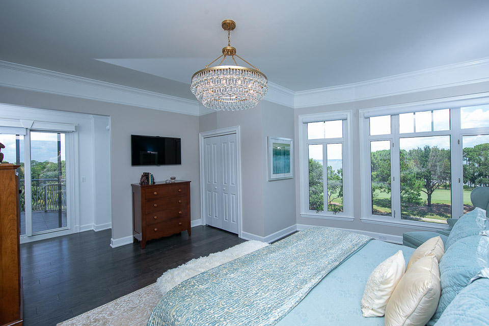 ONE WATER PLACE AT KELLY PLANTATION - Residential