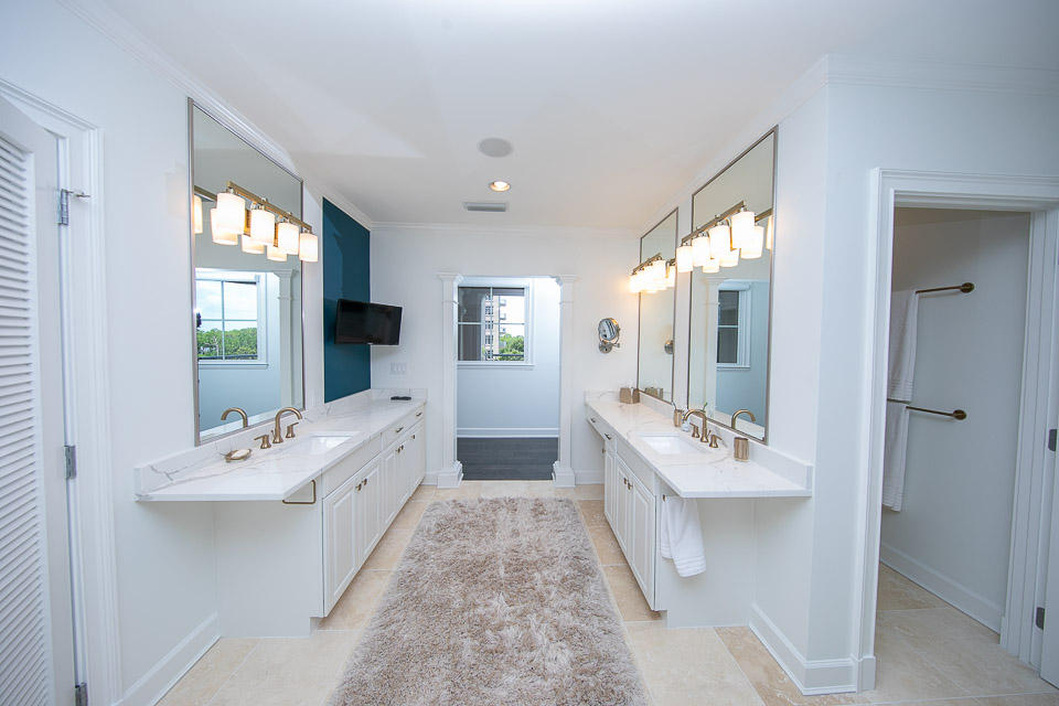 ONE WATER PLACE AT KELLY PLANTATION - Residential