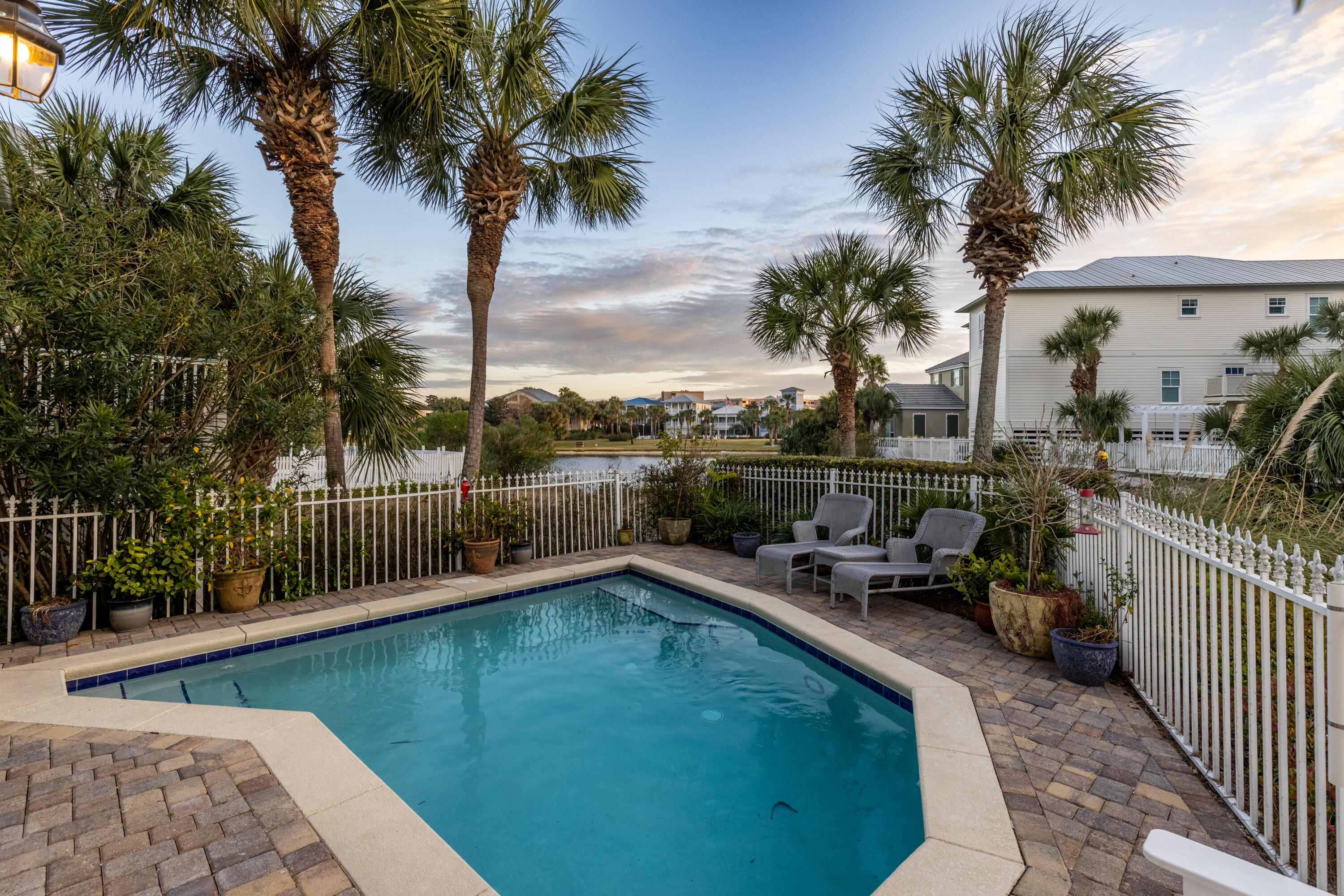 DESTIN POINTE - Residential