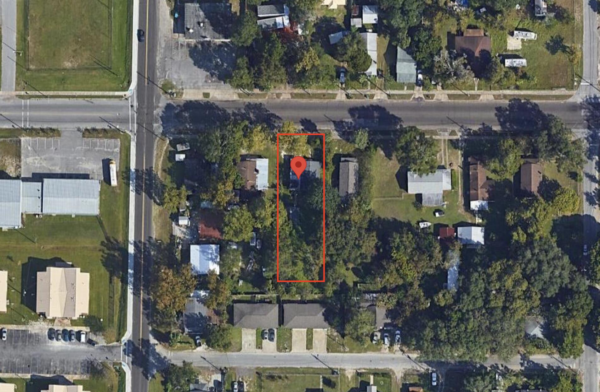 NO RECORDED SUBDIVISION - Land