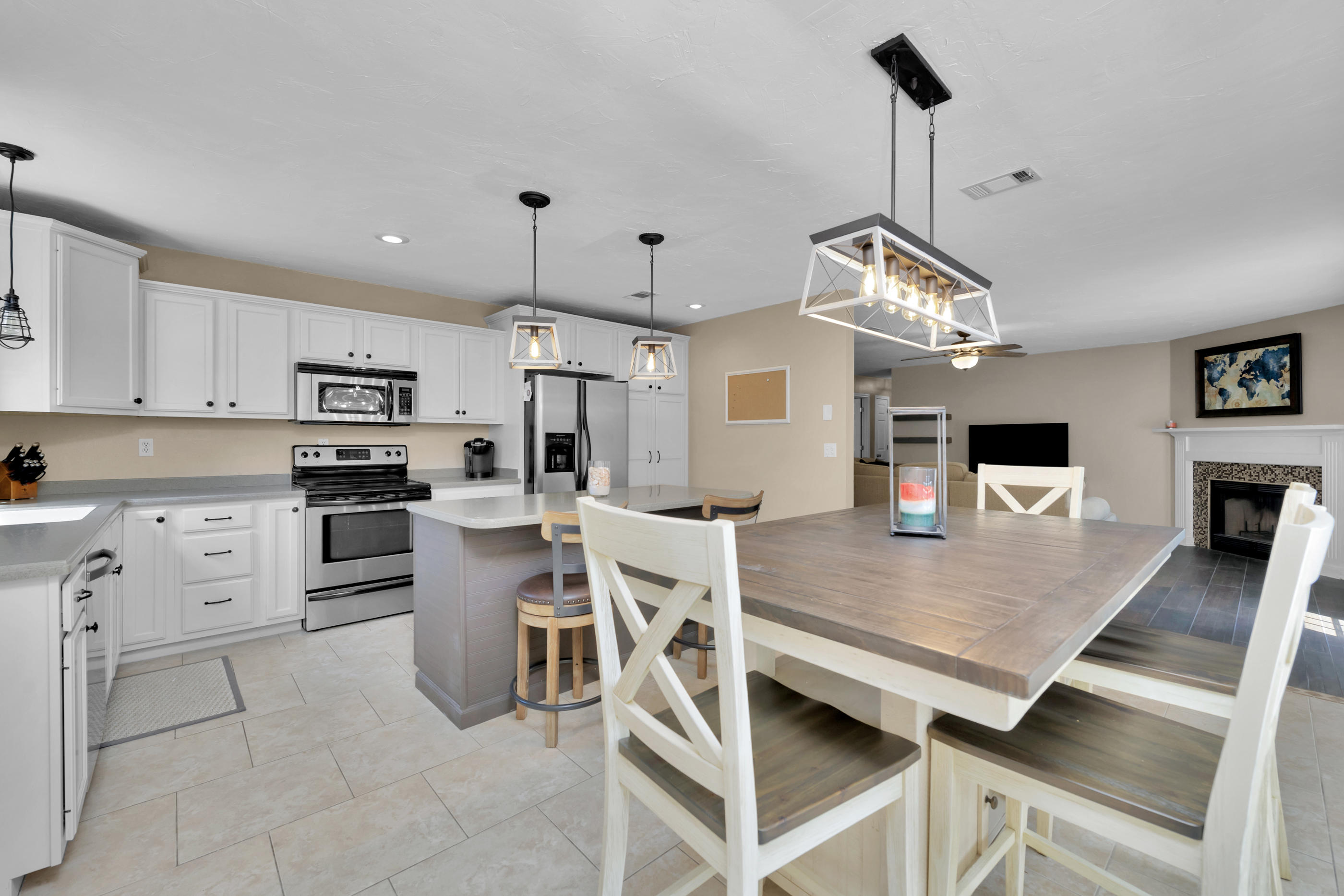 EAST BAY RIVER ESTATES 2ND ADDN - Residential