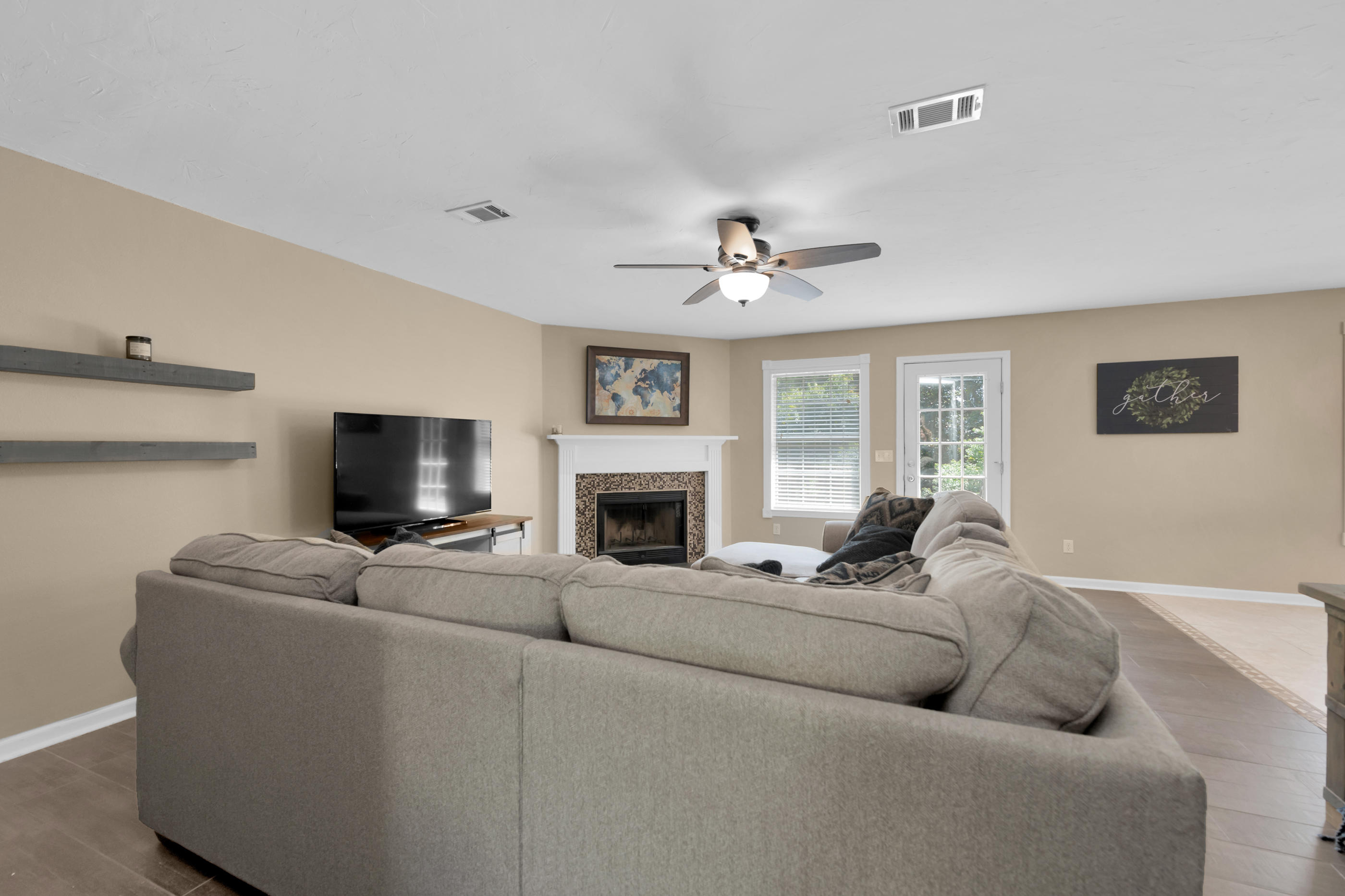 EAST BAY RIVER ESTATES 2ND ADDN - Residential