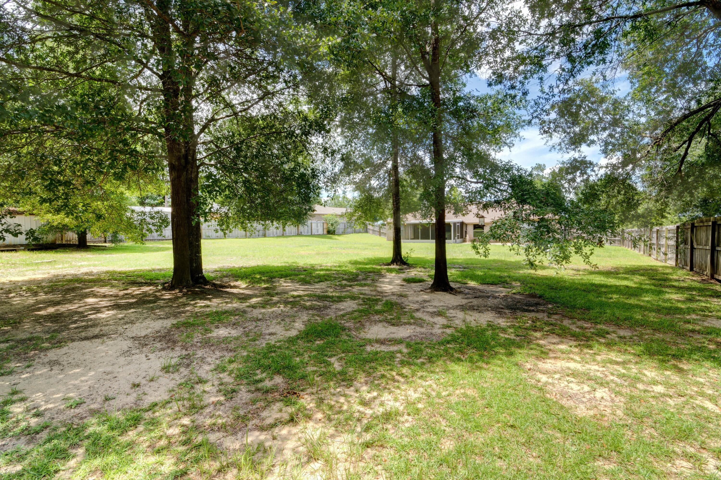 SILVER SPRINGS EST - Residential