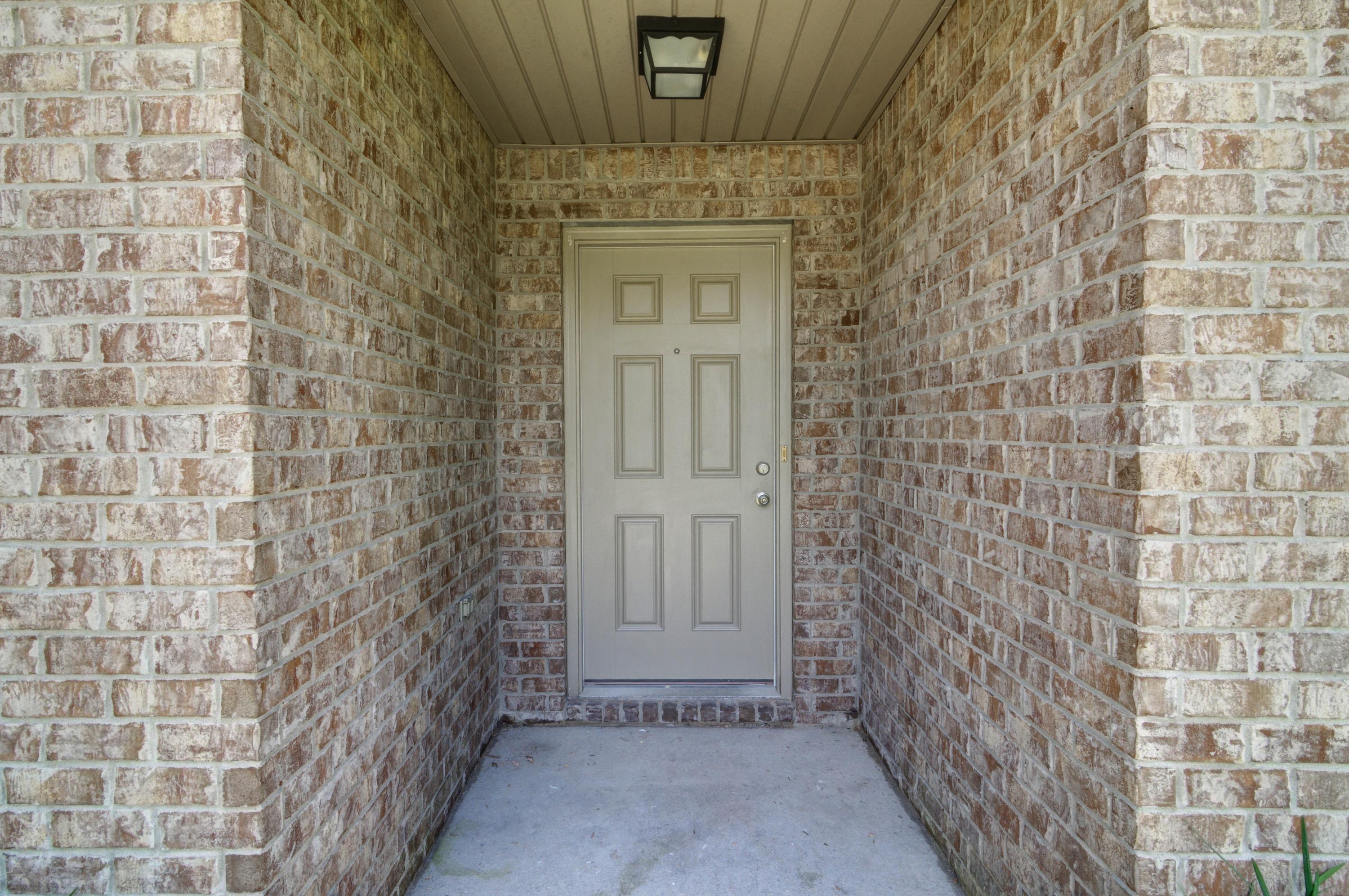 SILVER SPRINGS EST - Residential