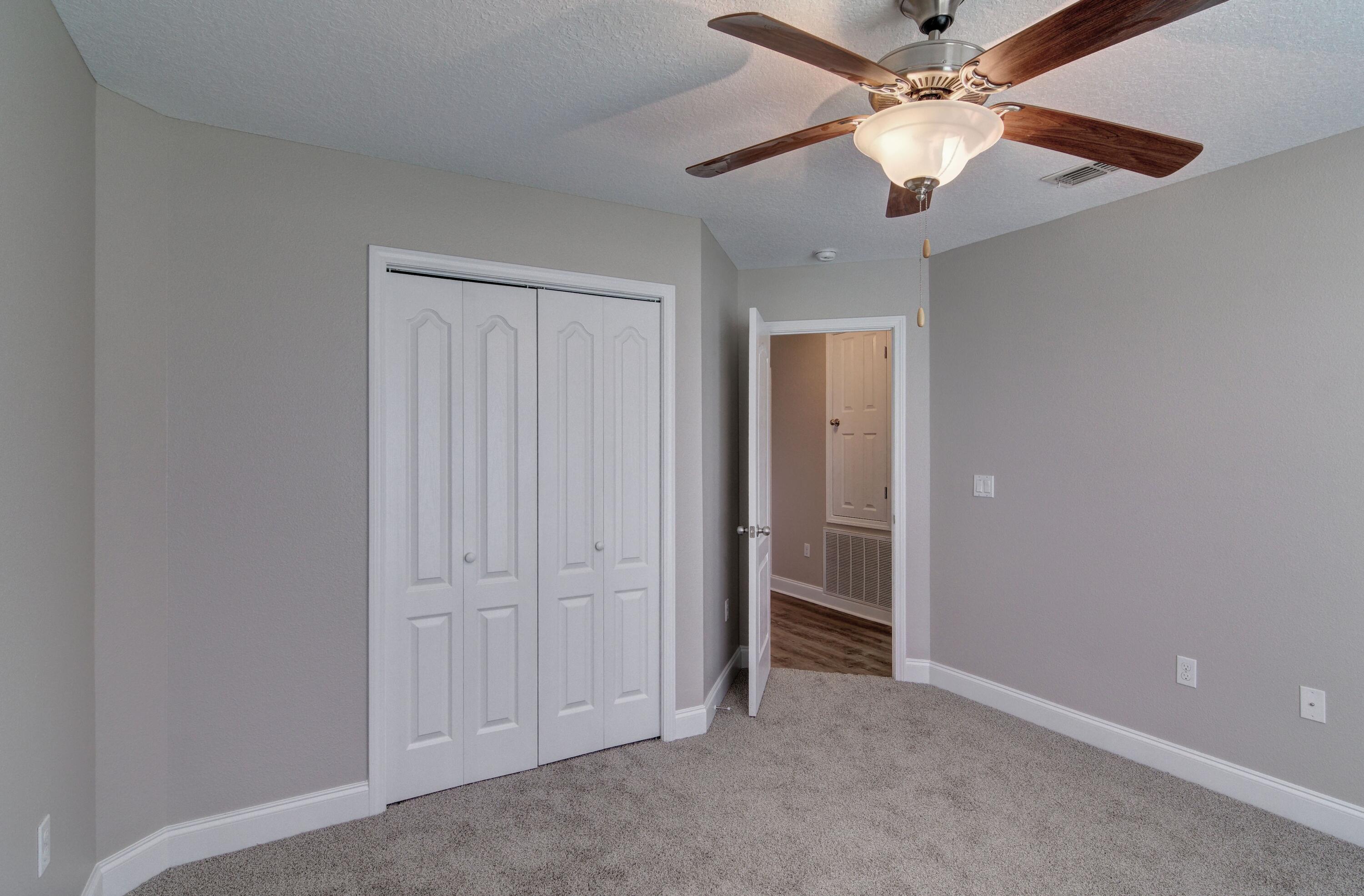 SILVER SPRINGS EST - Residential