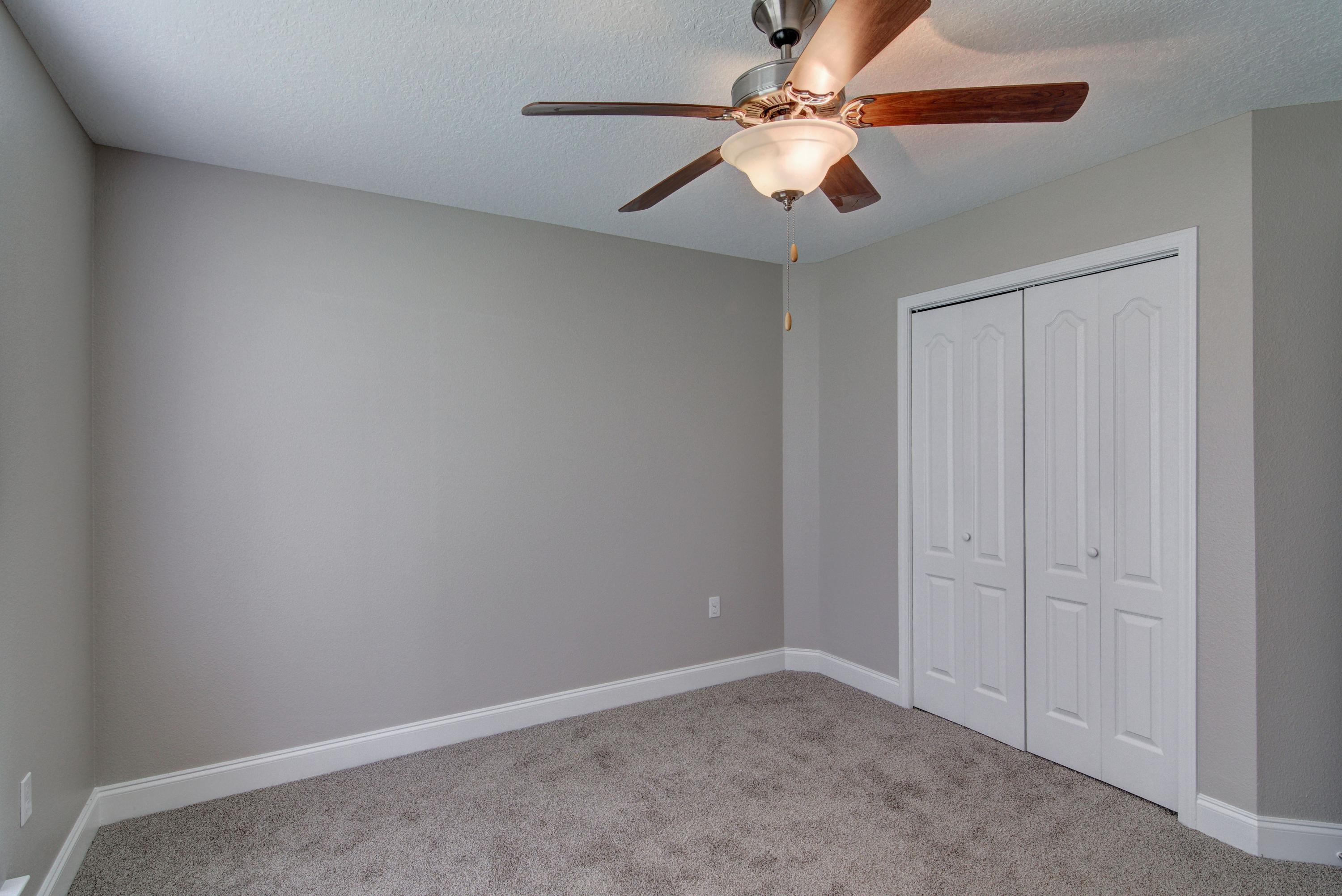 SILVER SPRINGS EST - Residential