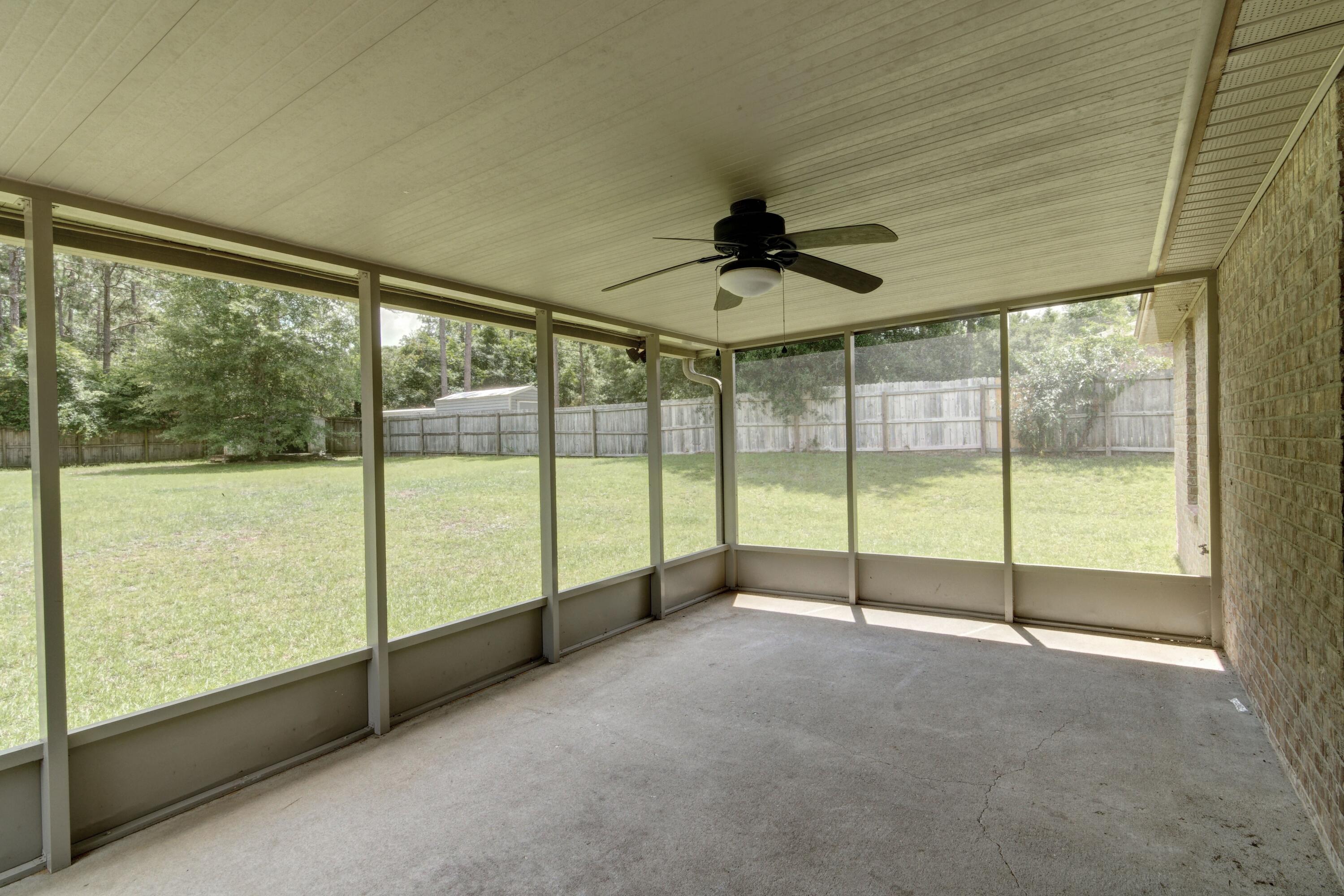 SILVER SPRINGS EST - Residential