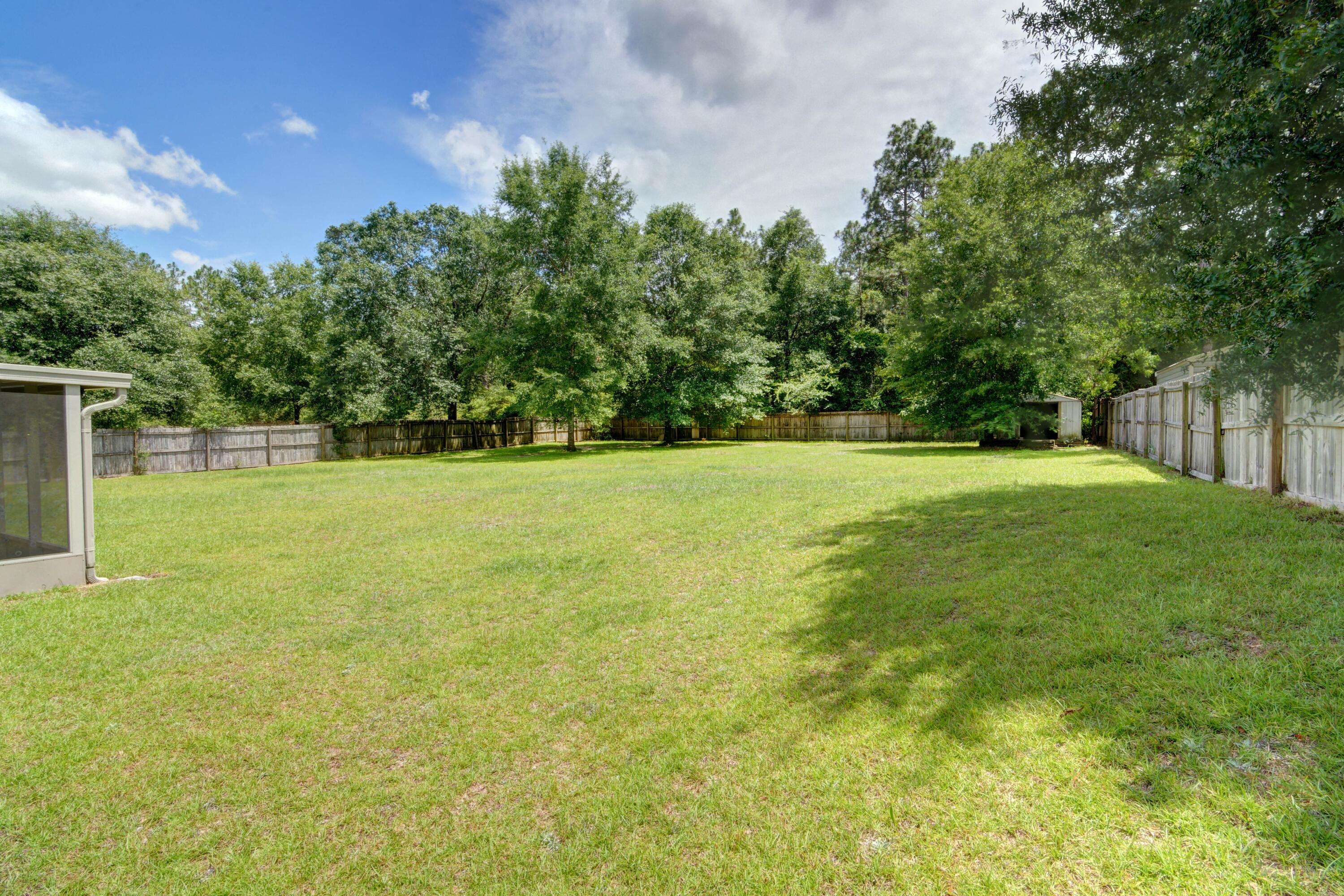 SILVER SPRINGS EST - Residential