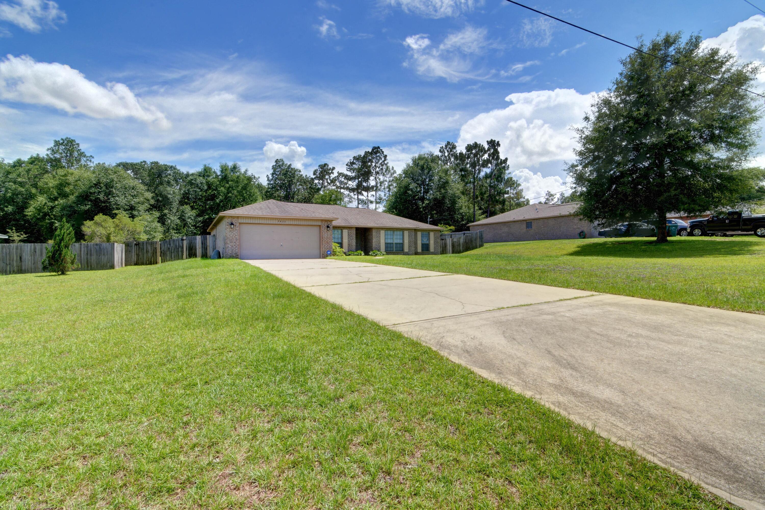 SILVER SPRINGS EST - Residential