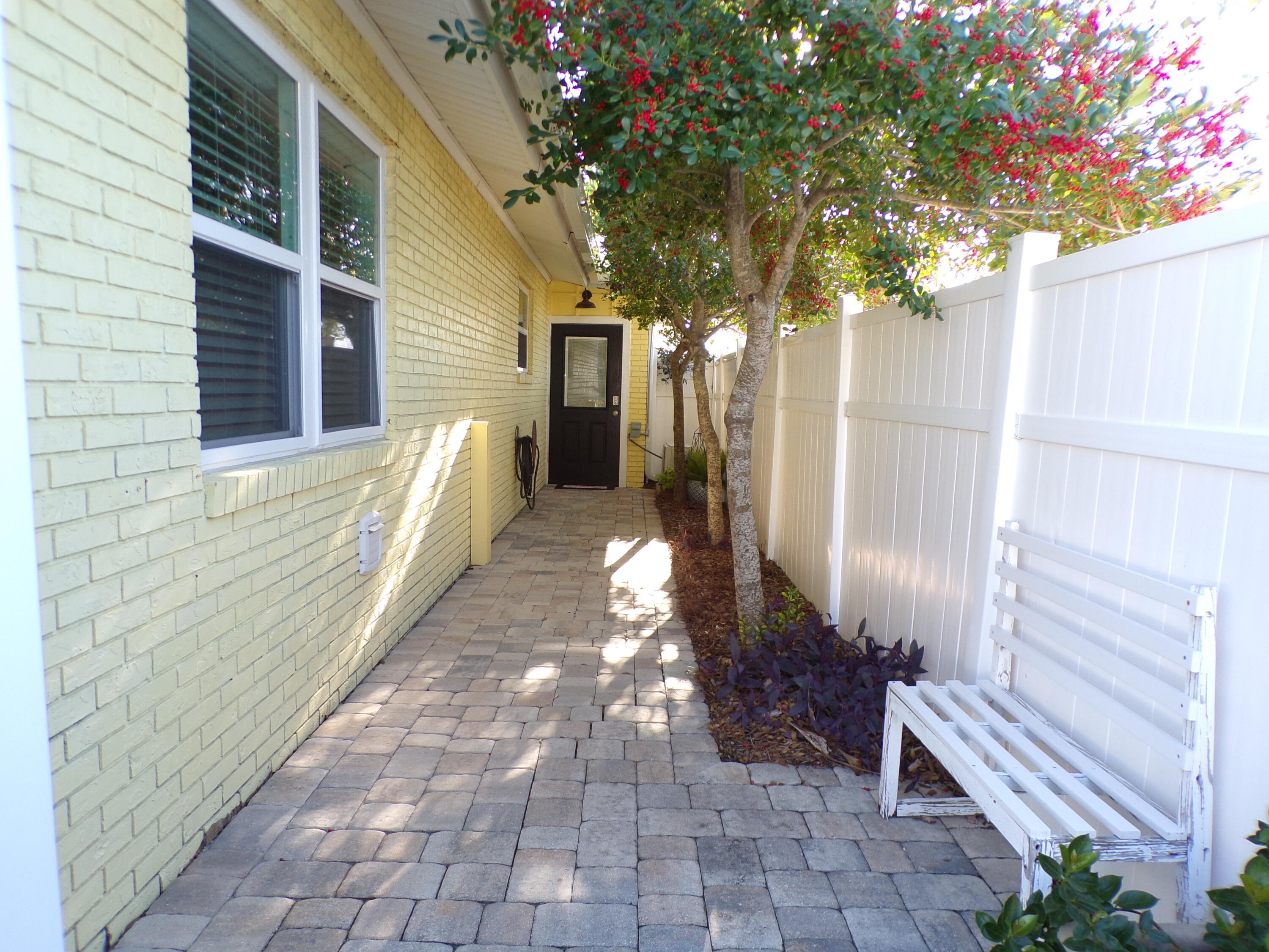 Bel Air - Residential