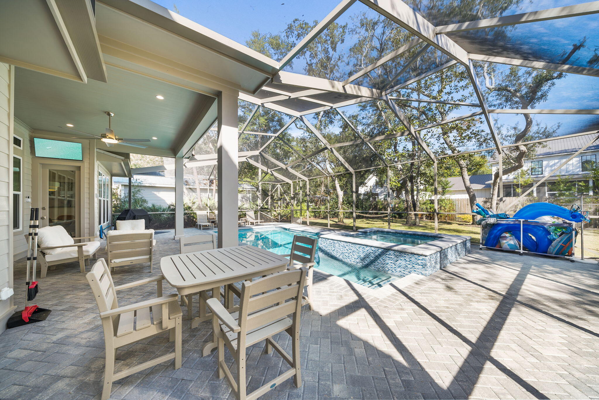 Magnolia S/D - Residential