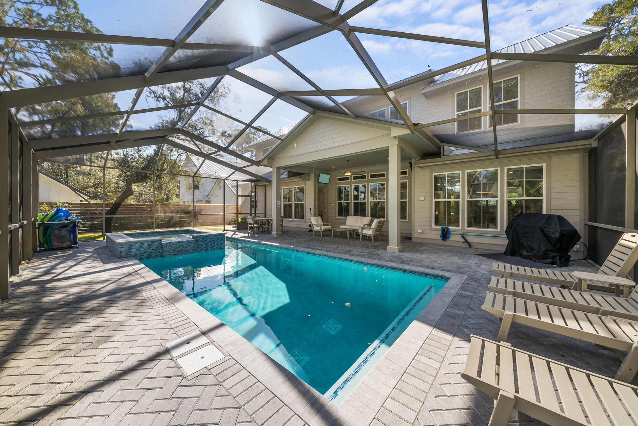 Magnolia S/D - Residential