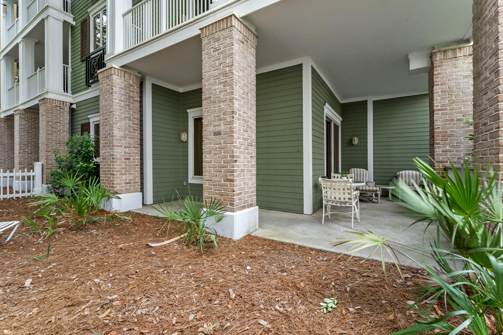 PILOT HOUSE - Residential