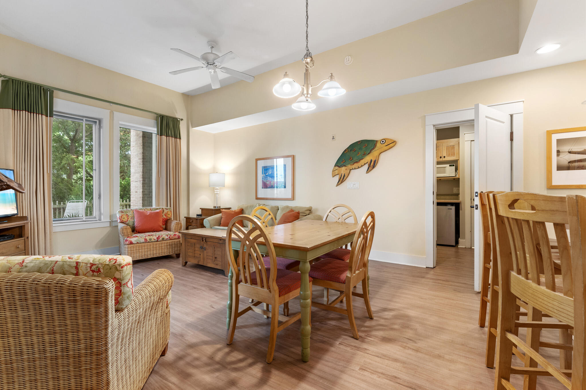 PILOT HOUSE - Residential