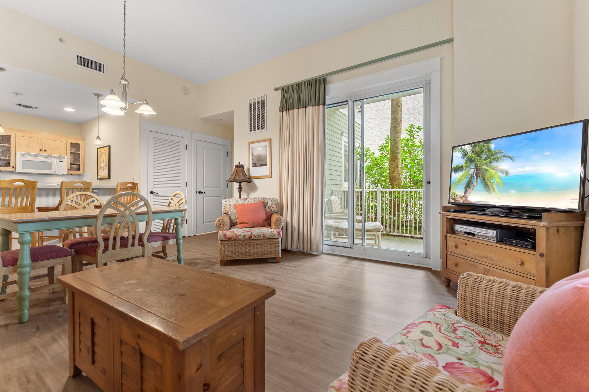 PILOT HOUSE - Residential