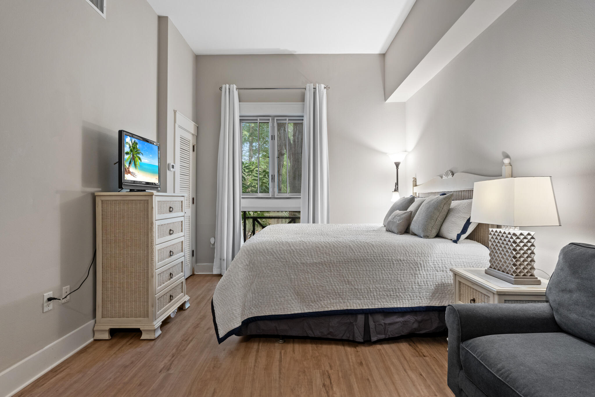 PILOT HOUSE - Residential