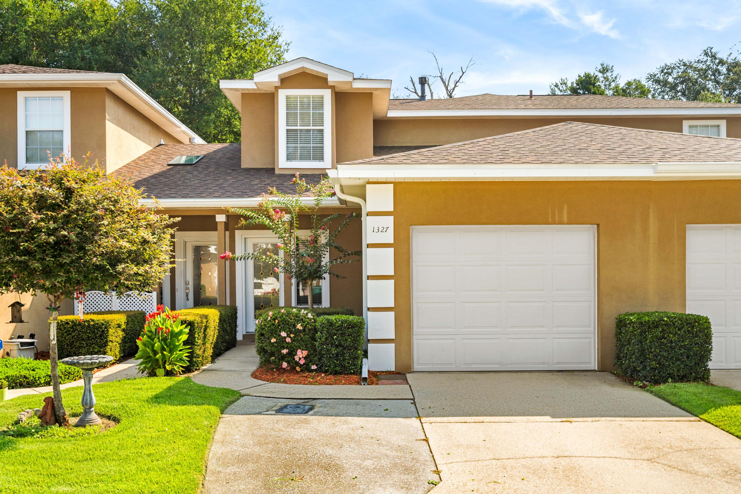 REFLECTIONS AT BLUEWATER BAY T/H - Residential