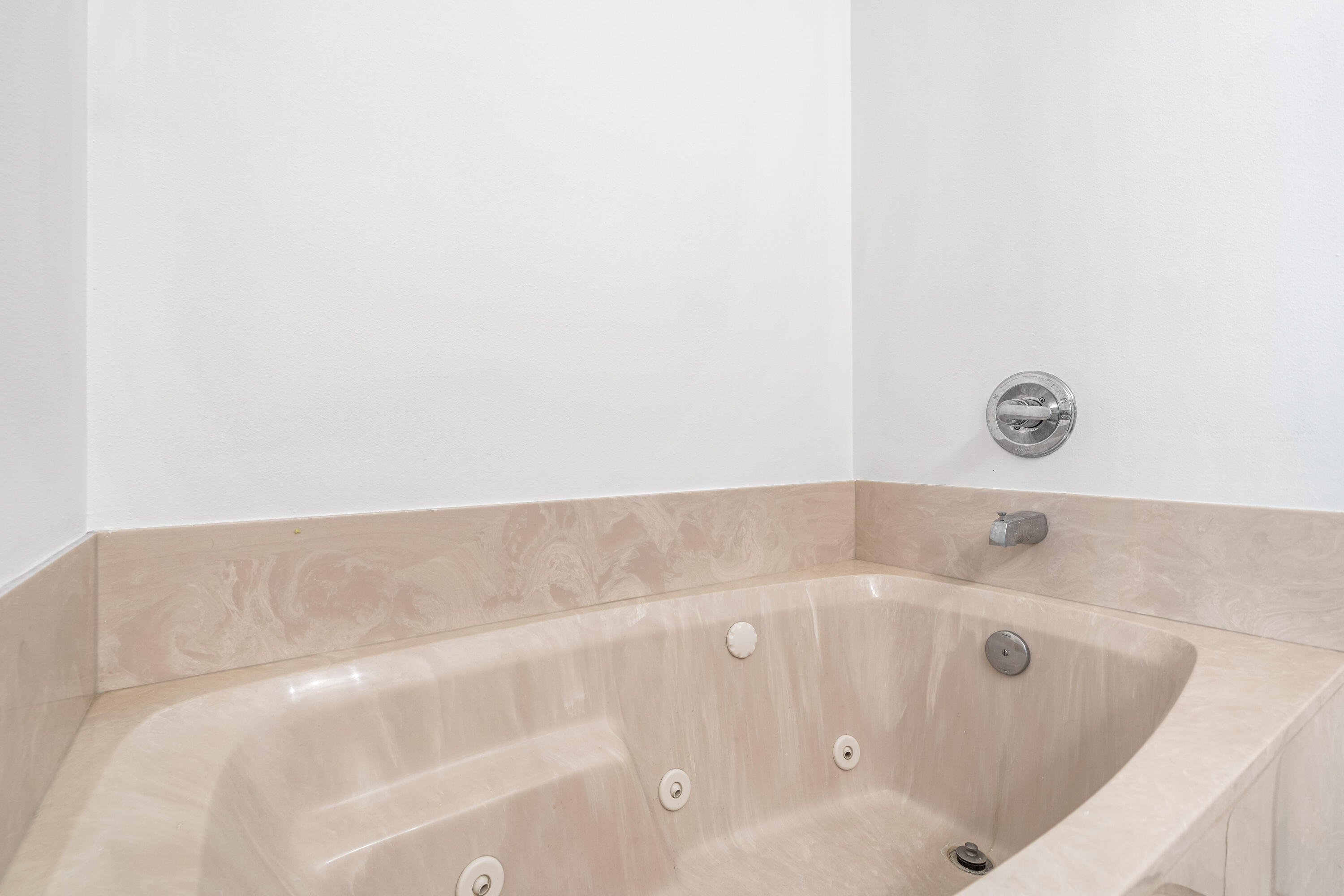 REFLECTIONS AT BLUEWATER BAY T/H - Residential