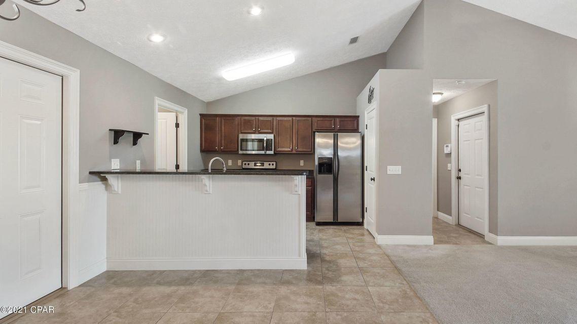 The Pines Of Lynn Haven - Residential