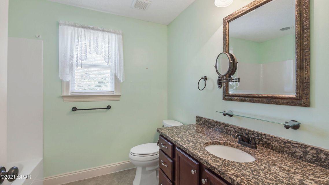 The Pines Of Lynn Haven - Residential