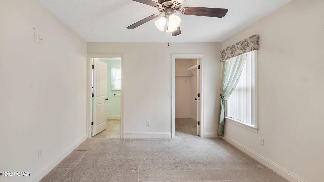 The Pines Of Lynn Haven - Residential