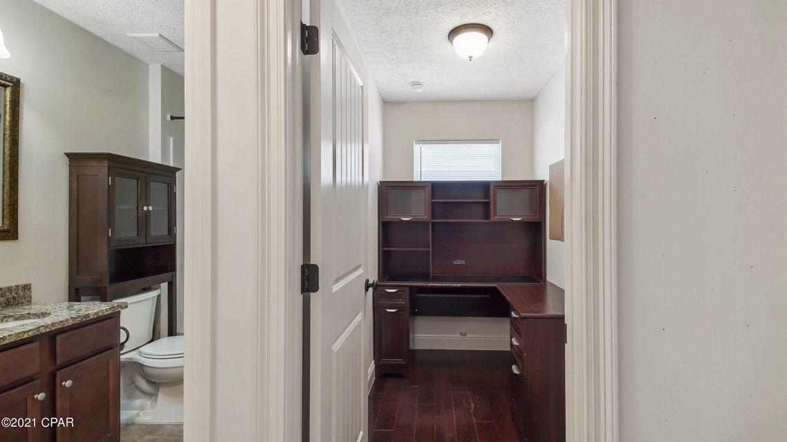 The Pines Of Lynn Haven - Residential