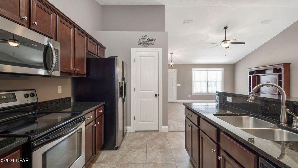 The Pines Of Lynn Haven - Residential