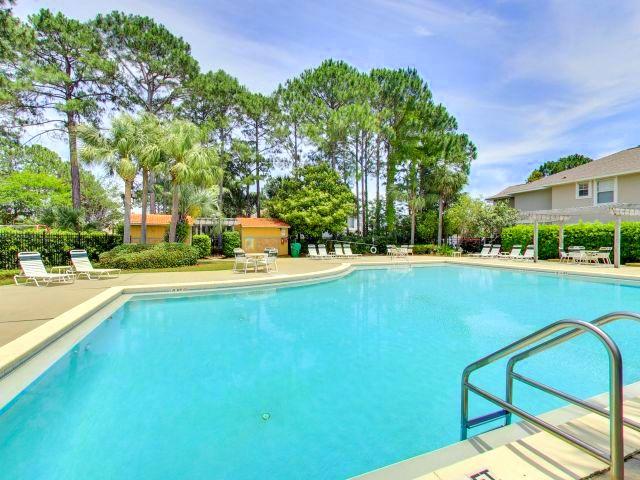 EMERALD LAKES PH 2 - Residential