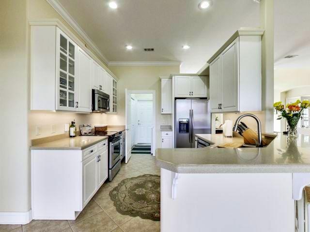 EMERALD LAKES PH 2 - Residential