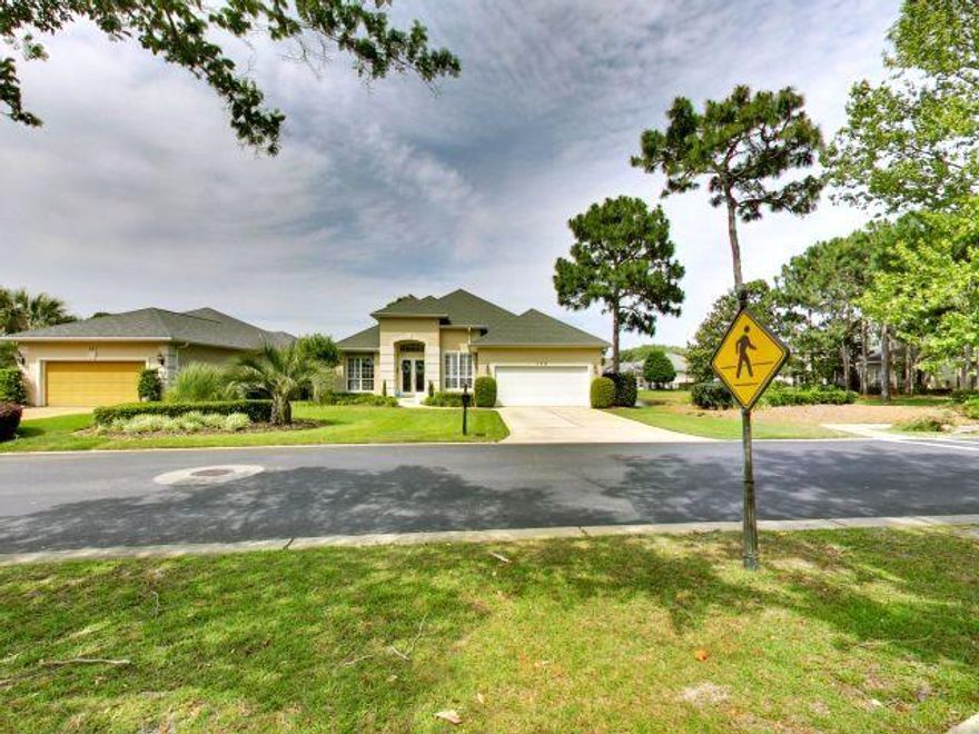 Looking to live in a custom built home w/all the extras, in a gated, Destin community? With low HOA fees & the community pool & tennis courts just steps away? You've found it. Beautiful 3 bedroom plus office/den with fantastic lake views in Emerald Lakes! Offering back,side and front lake views, this fantastic home provides a beautiful, tranquil setting. Ten ft ceilings, crown molding, bull nose corners & large tile flooring provide an open, custom feel. Boasting a split floor plan,the large master bedroom w/sitting area & tranquil lake views,adjoins the spacious master bath w/jetted tub, walk-in shower, duel sinks and huge walk-in closet & is located away from the other bedrooms. The Den w/French doors makes an deal office or 4th bedroom. Relax and enjoy calming